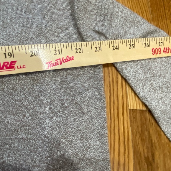 Express large sweater - Picture 4 of 9